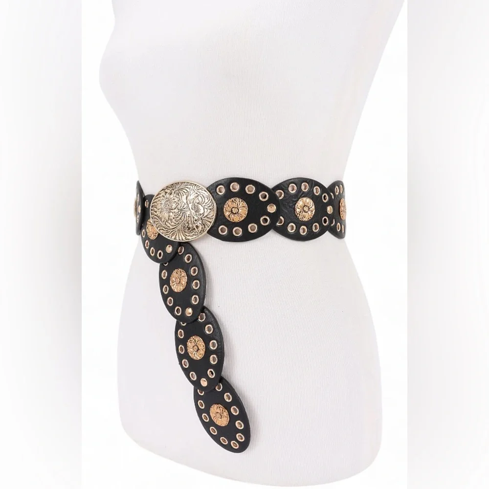 Black Engraved Round Circle Concho Western Statement Belt